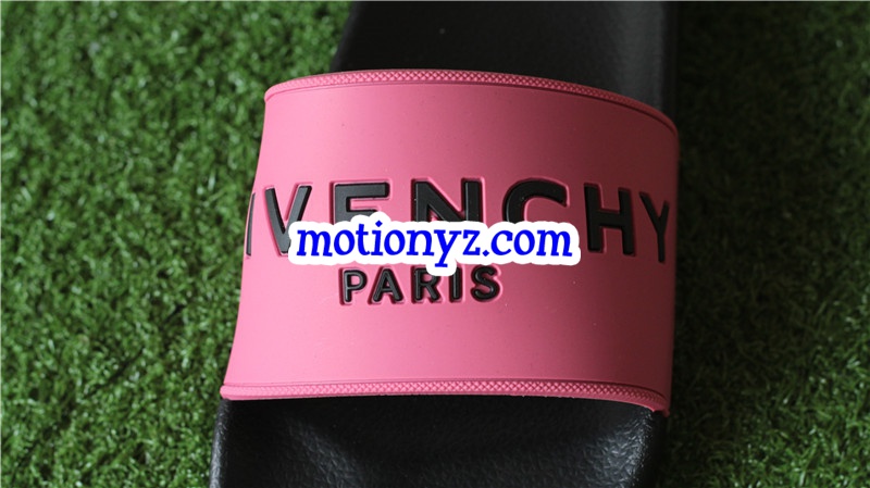 Givenchy Slide Pink